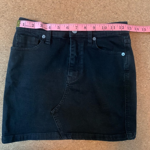 NWOT FREE PEOPLE TEAGAN BLACK DENIM SKIRT SIZE SMALL - Picture 5 of 16